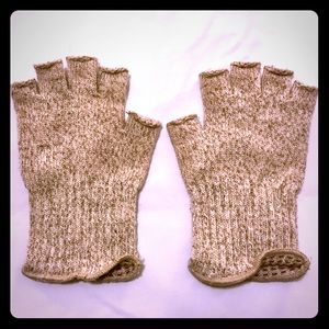 Beige Wool Fingerless Gloves